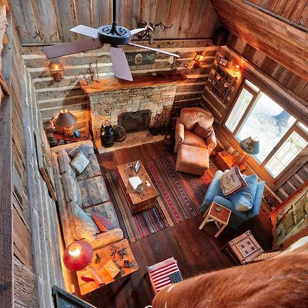 Log Cabin At Old Glory Ranch Villa Wimberley Exteriör bild